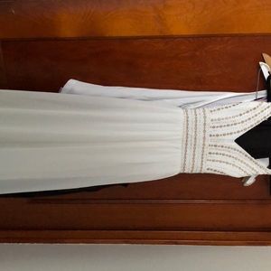 White maxi dress